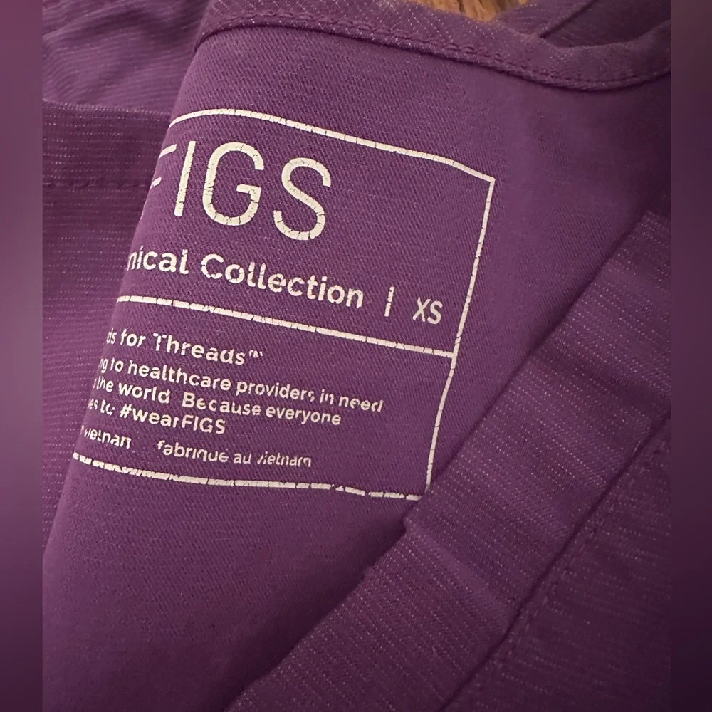 Figs Holiday 2020 ultraviolet Scrubs - Picture 3 of 4